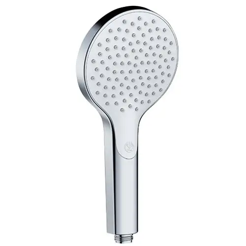 Handbrause in chromfarbener Ausführung mit runder Kopfpartie und mehreren Wasserstrahl-Düsen, hergestellt von Kludi.